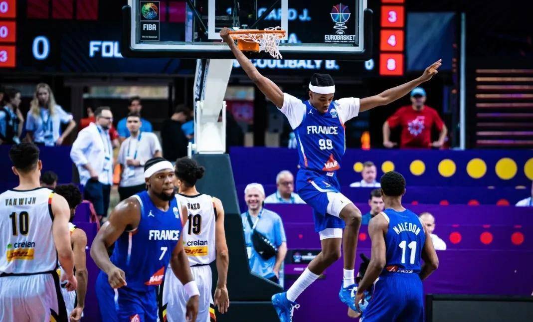 开元棋牌转会期NBA总决赛焦点战，华盛顿奇才强势反弹，话题不断，年轻球员得到机会的简单介绍